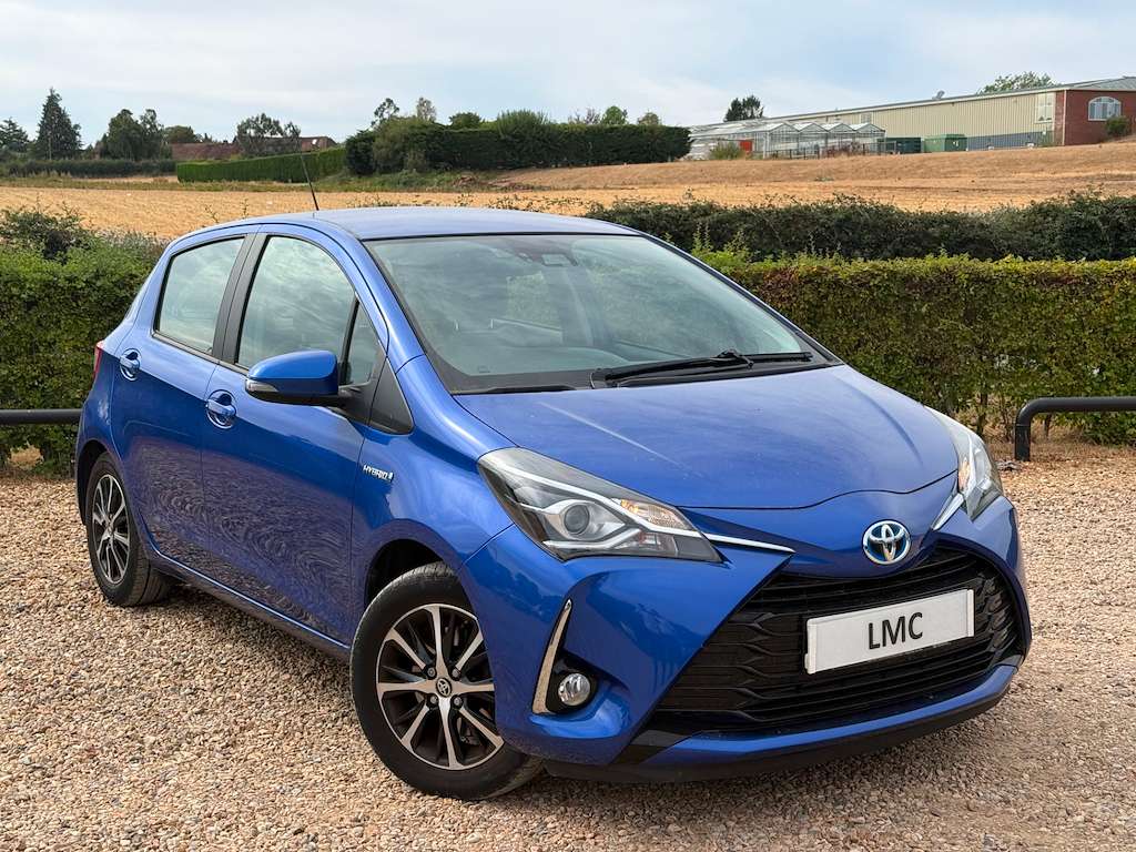 A 2020 TOYOTA YARIS 1.5 VVT-h Icon Tech Hatchback 5dr Petrol Hybrid E- A 2020 TOYOTA YARIS 1.5 VVT-h Icon Tech Hatchback 5dr Petrol Hybrid E-