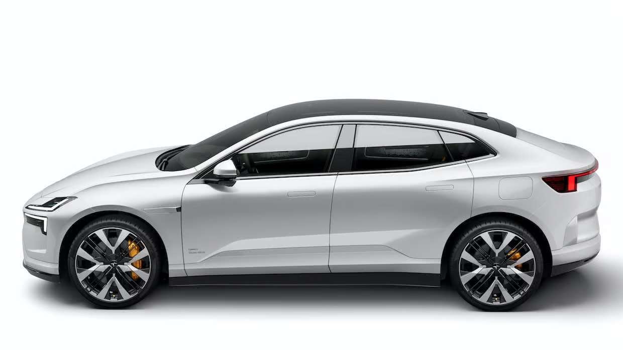 Polestar Sees Solid Growth in Q4, Begins Deliveries of Polestar 4 with Optimism for 2024