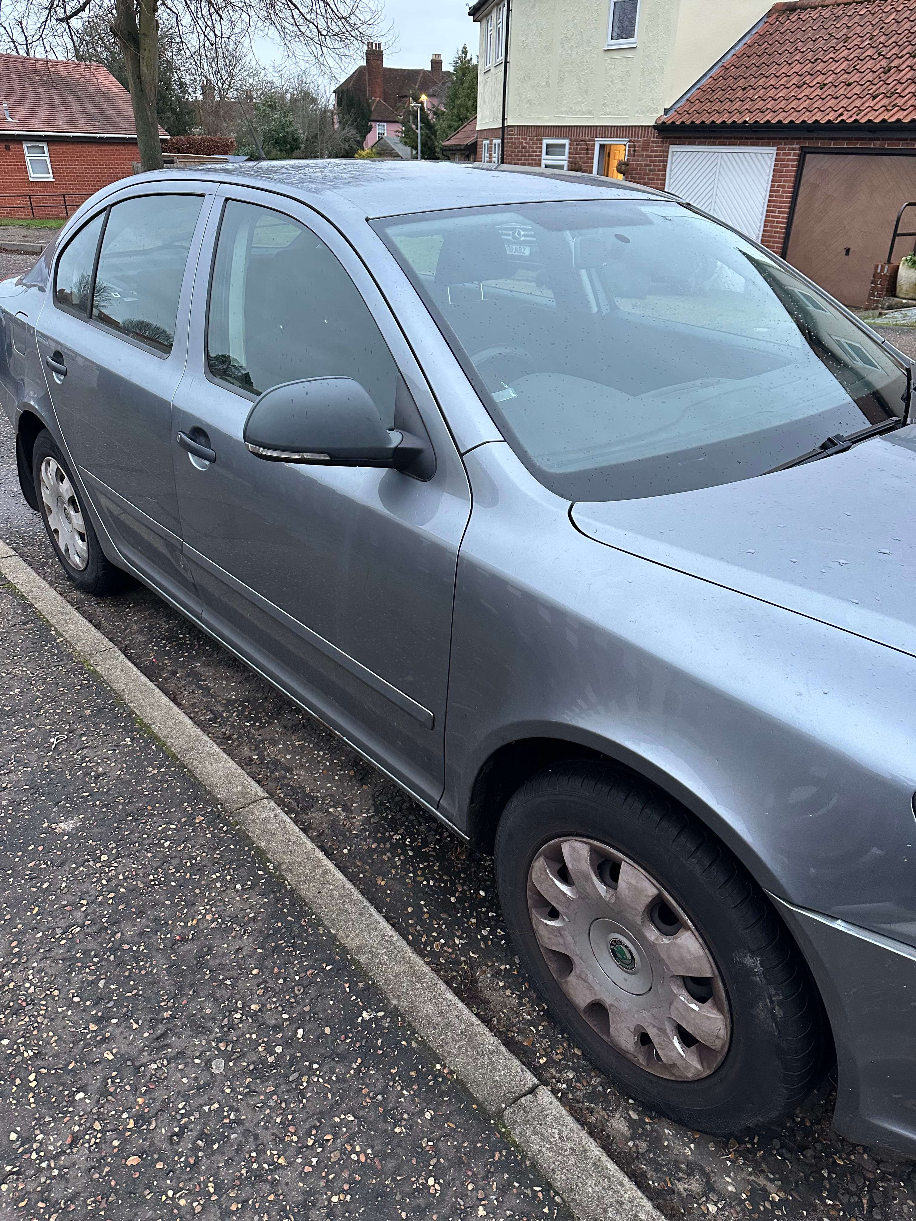 A 2012 SKODA OCTAVIA A 2012 SKODA OCTAVIA