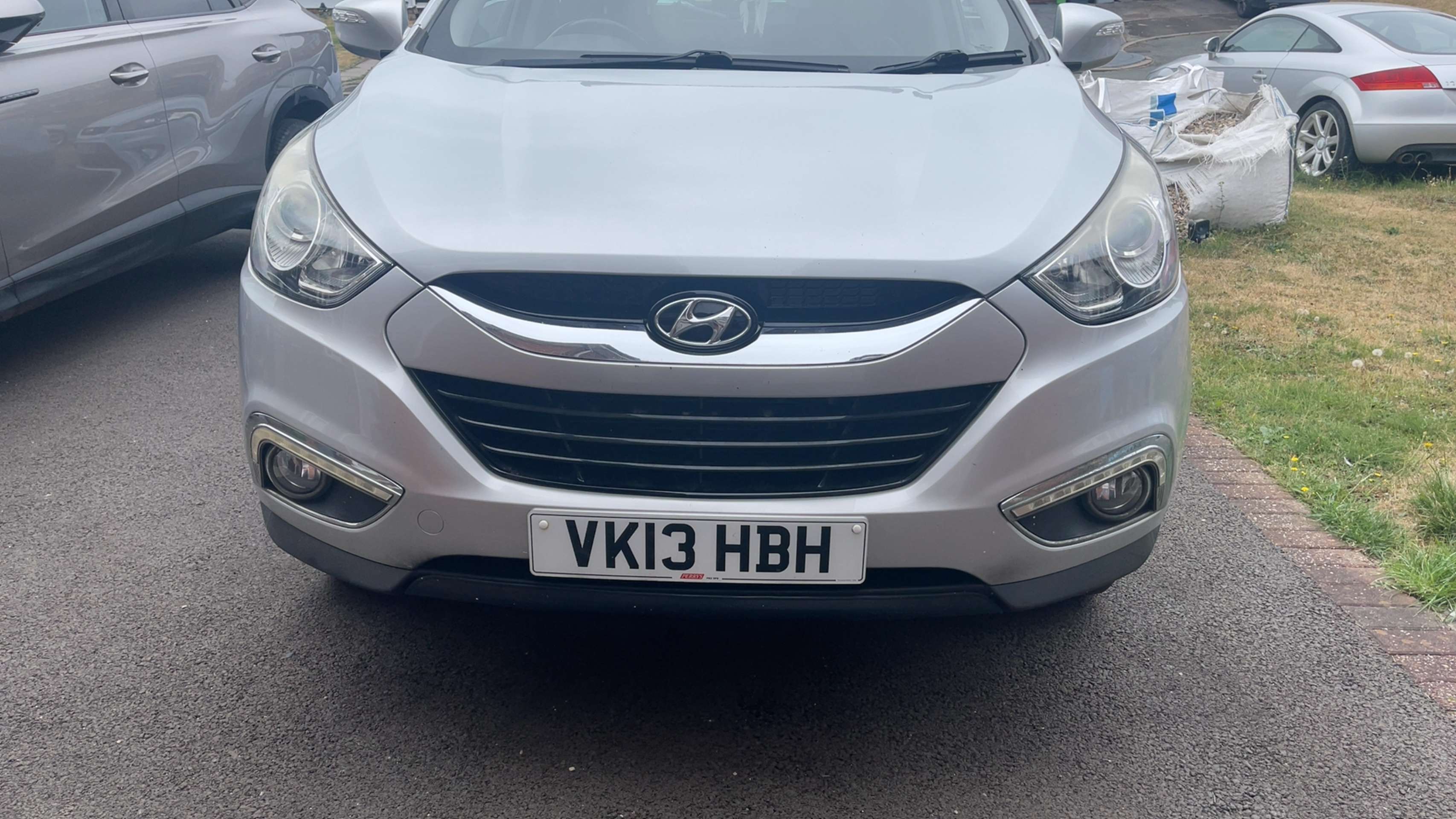 A 2013 HYUNDAI IX35 A 2013 HYUNDAI IX35