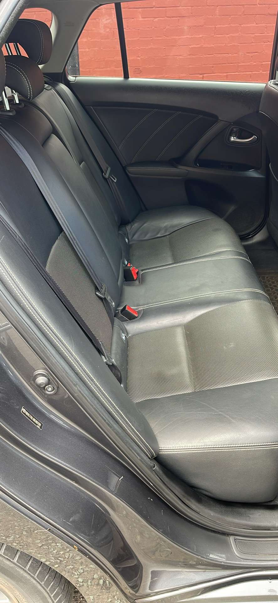 2015 TOYOTA AVENSIS 2015 TOYOTA AVENSIS