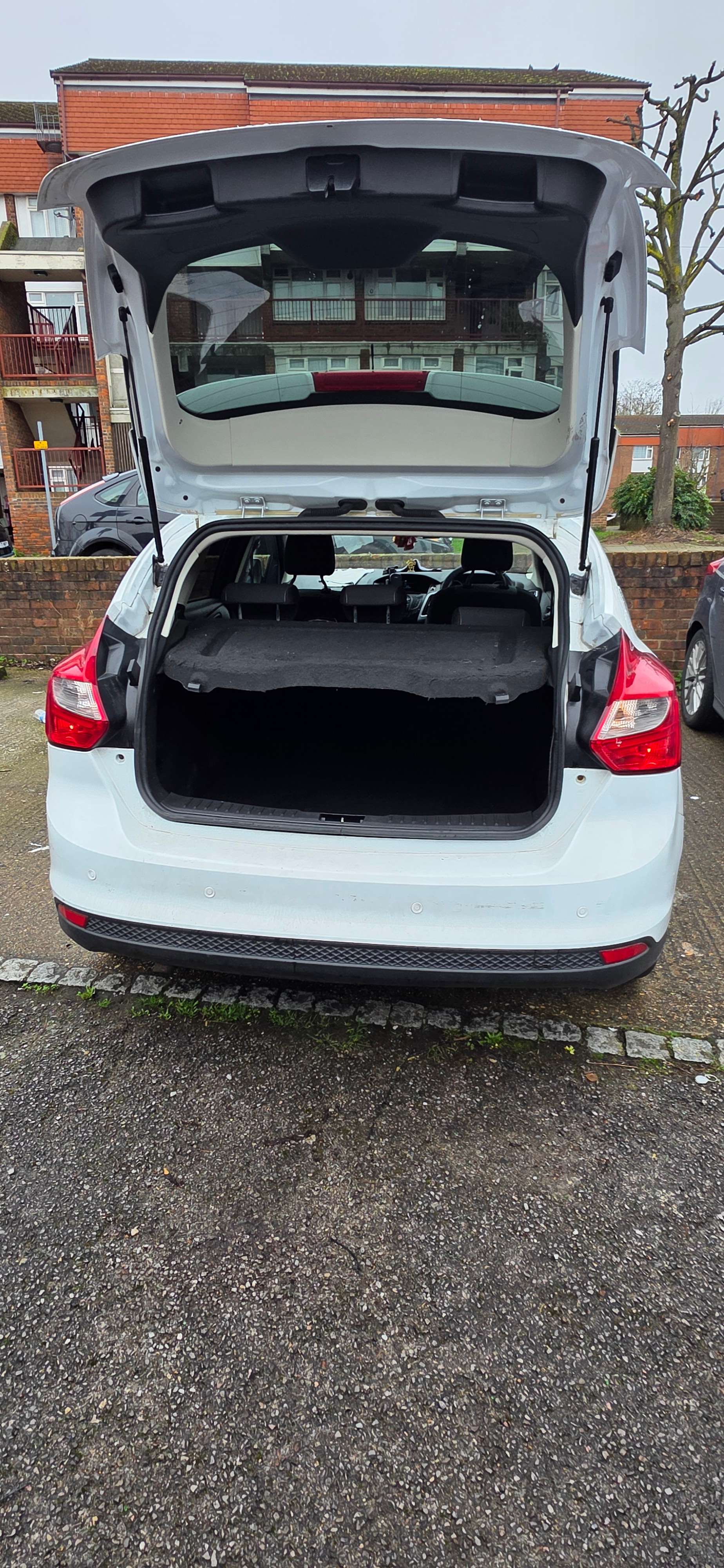 A 2014 FORD FOCUS A 2014 FORD FOCUS