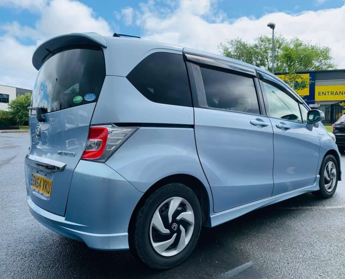 A 2025 HONDA FREED A 2025 HONDA FREED