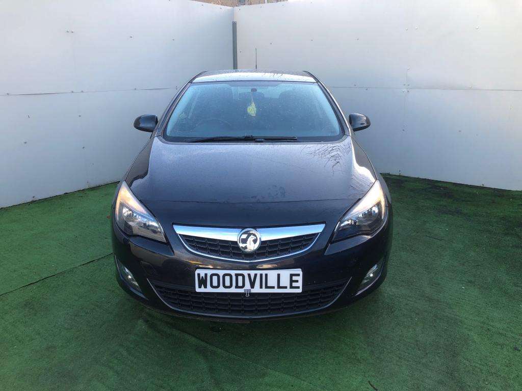 A 2012 VAUXHALL ASTRA Sri A 2012 VAUXHALL ASTRA Sri