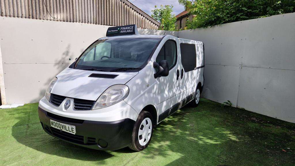 Check out this Renault Trafic Camper 2011 Diesel Manual