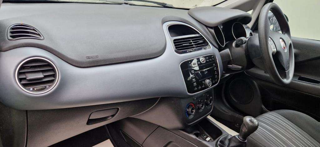 2011 FIAT PUNTO EVO 2011 FIAT PUNTO EVO