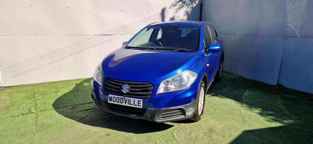Check out this Suzuki Sx4 S-cross 2014 Petrol Manual