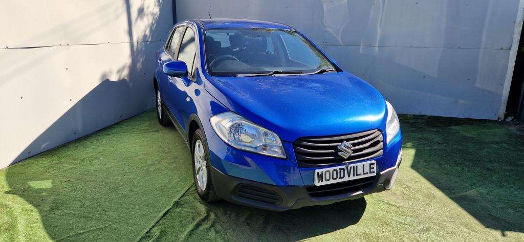 A 2014 SUZUKI SX4 S-CROSS Sx4 S-cross Sz3 A 2014 SUZUKI SX4 S-CROSS Sx4 S-cross Sz3