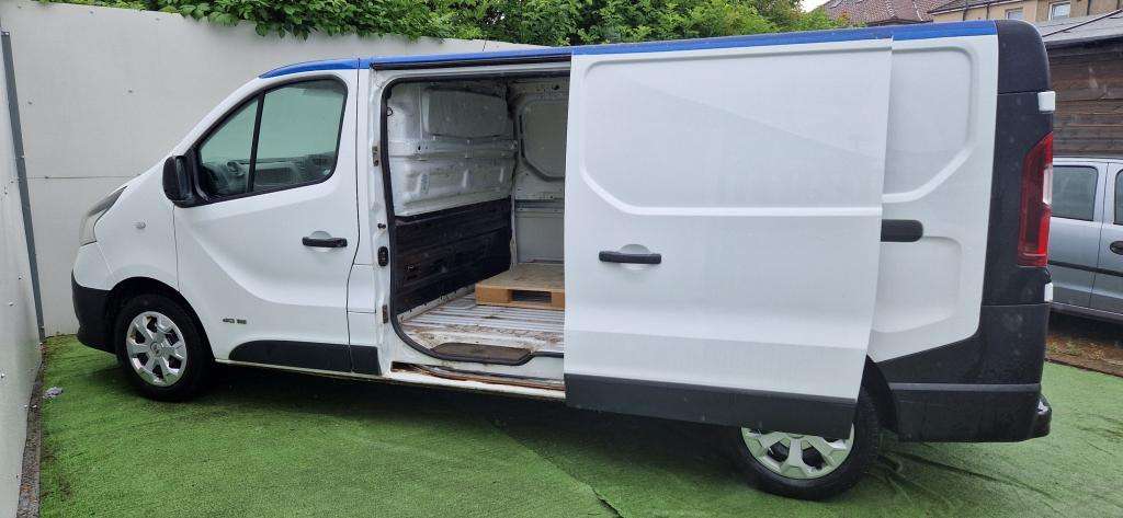 2016 RENAULT TRAFIC 2016 RENAULT TRAFIC