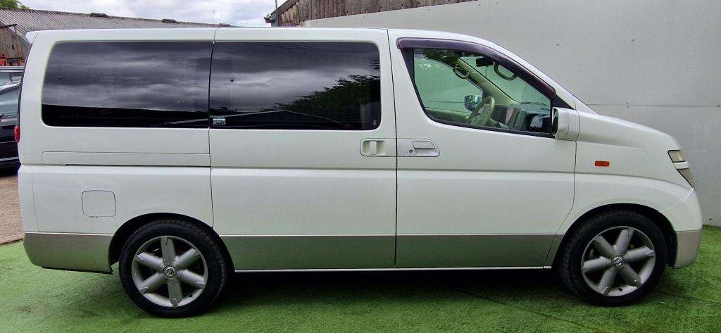 2015 NISSAN ELGRAND 2015 NISSAN ELGRAND