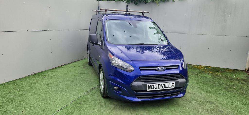 A 2017 FORD TRANSIT CONNECT Transit Connect 220 Trend A 2017 FORD TRANSIT CONNECT Transit Connect 220 Trend