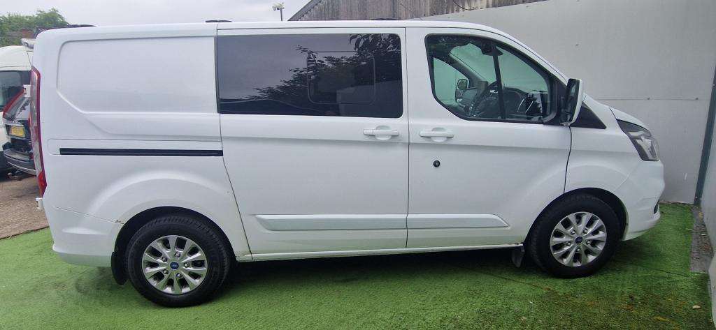 A 2018 FORD TRANSIT CUSTOM Transit Custom 300 Limited A 2018 FORD TRANSIT CUSTOM Transit Custom 300 Limited