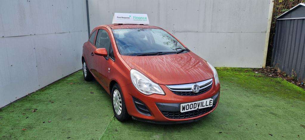 A 2011 VAUXHALL CORSA S A 2011 VAUXHALL CORSA S