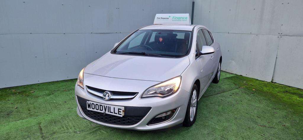 A 2014 VAUXHALL ASTRA Sri A 2014 VAUXHALL ASTRA Sri