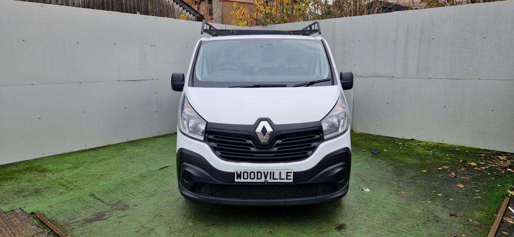 A 2017 RENAULT TRAFIC Sl27 Business Dci A 2017 RENAULT TRAFIC Sl27 Business Dci