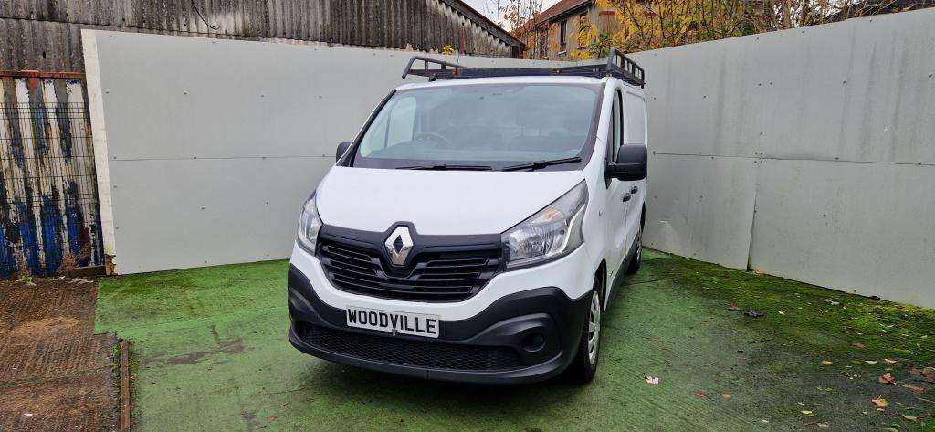 A 2017 RENAULT TRAFIC Sl27 Business Dci A 2017 RENAULT TRAFIC Sl27 Business Dci