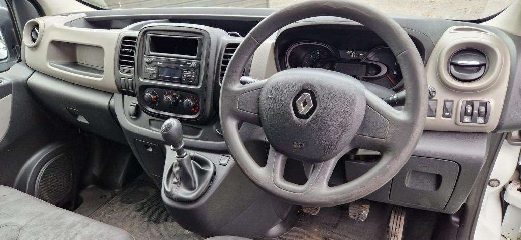 2017 RENAULT TRAFIC 2017 RENAULT TRAFIC