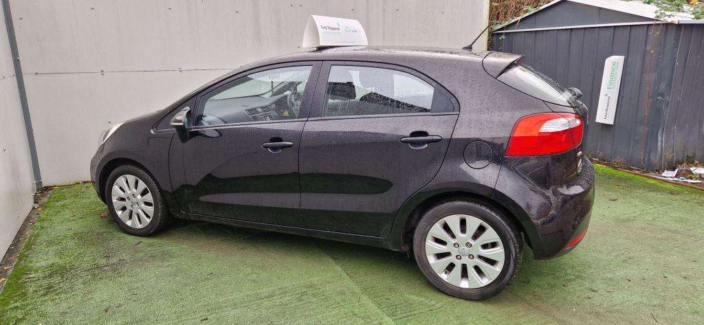 A 2012 KIA RIO 2 Ecodynamics Crdi A 2012 KIA RIO 2 Ecodynamics Crdi