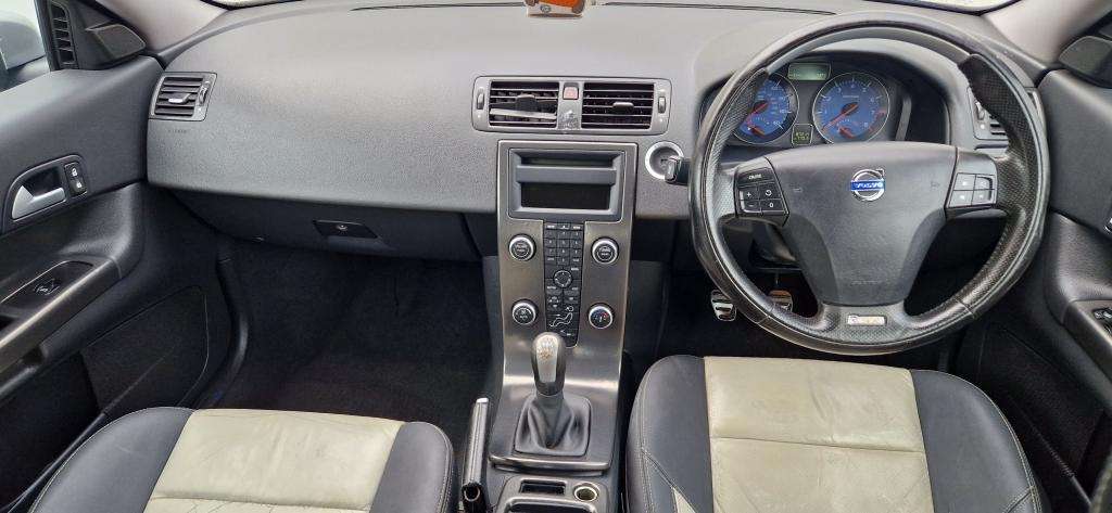 2009 VOLVO C30 2009 VOLVO C30