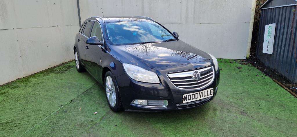 A 2012 VAUXHALL INSIGNIA Sri Cdti A 2012 VAUXHALL INSIGNIA Sri Cdti