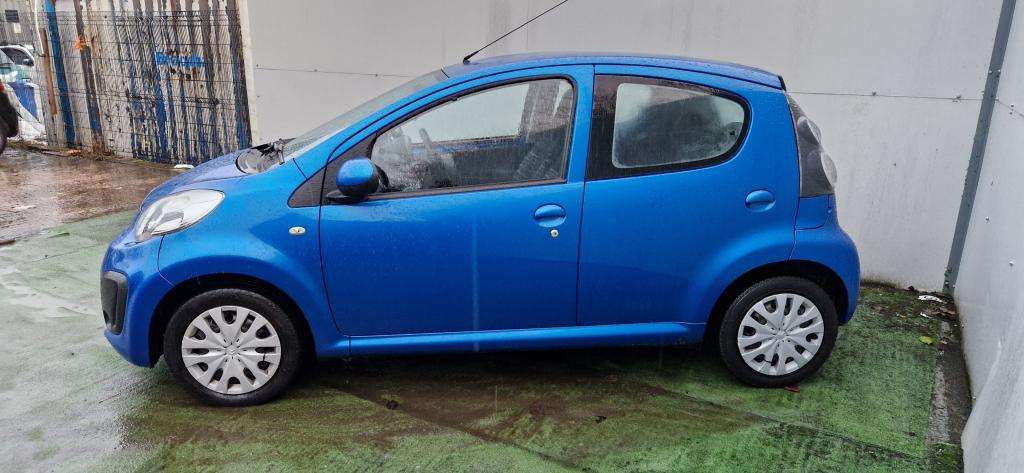 A 2013 CITROEN C1 Vtr A 2013 CITROEN C1 Vtr