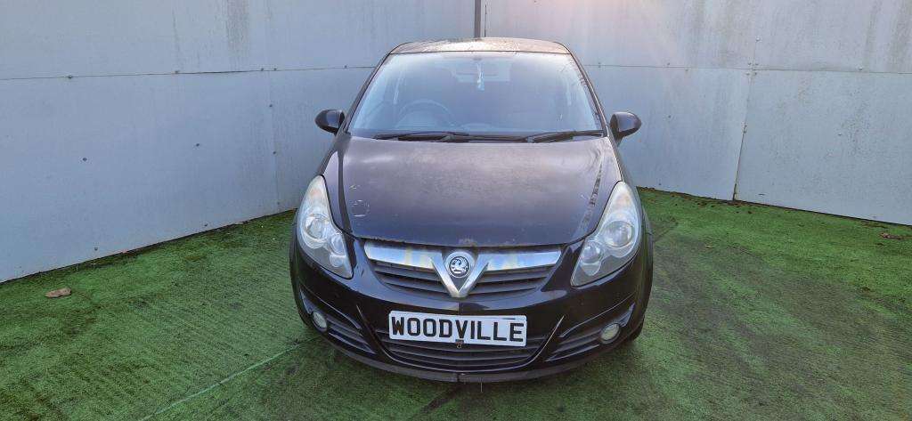 A 2009 VAUXHALL CORSA Sxi A 2009 VAUXHALL CORSA Sxi