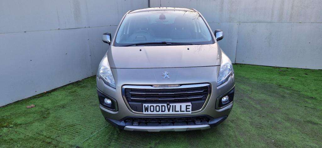 A 2015 PEUGEOT 3008 Allure Hdi A 2015 PEUGEOT 3008 Allure Hdi