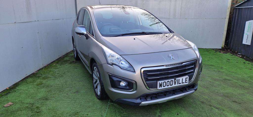 A 2015 PEUGEOT 3008 Allure Hdi A 2015 PEUGEOT 3008 Allure Hdi