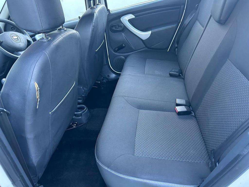 2013 DACIA DUSTER 2013 DACIA DUSTER