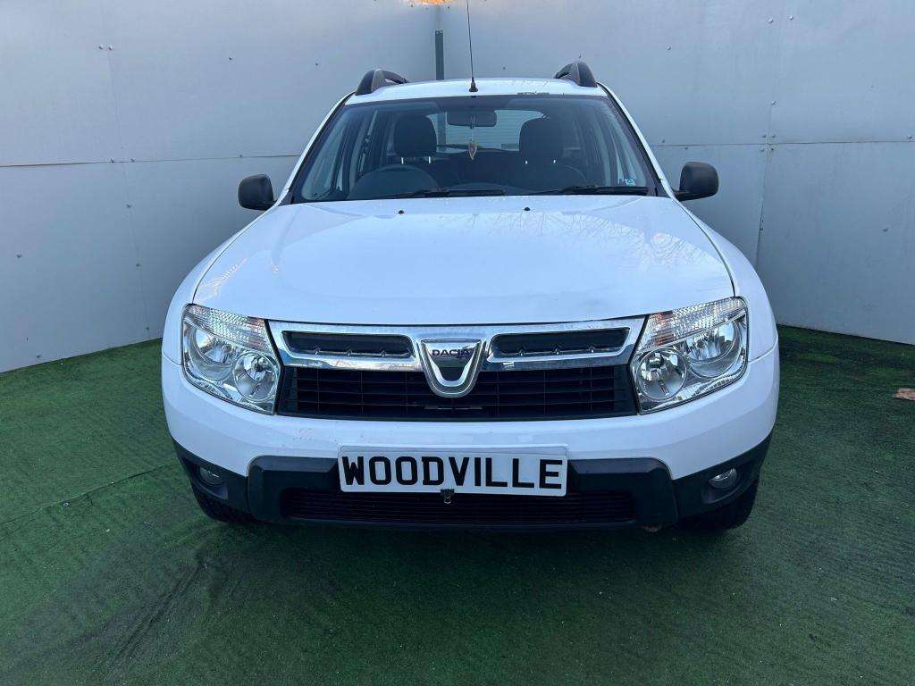 A 2013 DACIA DUSTER Ambiance Dci 4x4 A 2013 DACIA DUSTER Ambiance Dci 4x4
