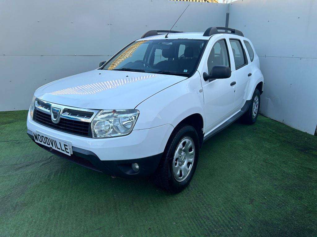 A 2013 DACIA DUSTER Ambiance Dci 4x4 A 2013 DACIA DUSTER Ambiance Dci 4x4