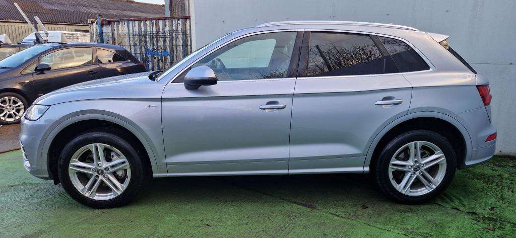 2017 AUDI Q5 2017 AUDI Q5