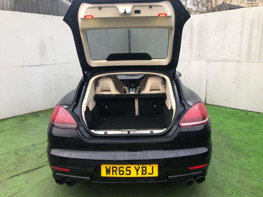 2015 PORSCHE PANAMERA 2015 PORSCHE PANAMERA