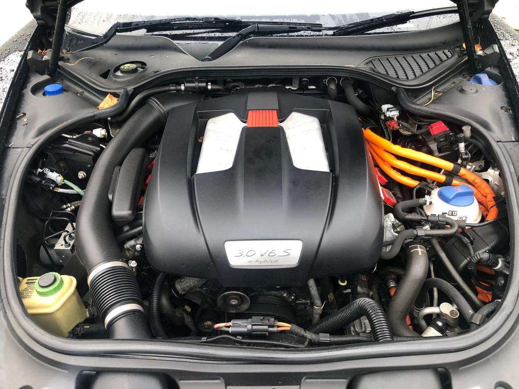 2015 PORSCHE PANAMERA 2015 PORSCHE PANAMERA