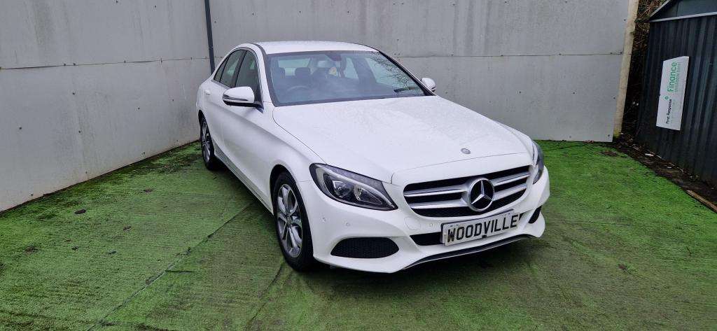 A 2016 MERCEDES-BENZ C-CLASS C200 D Sport Auto A 2016 MERCEDES-BENZ C-CLASS C200 D Sport Auto