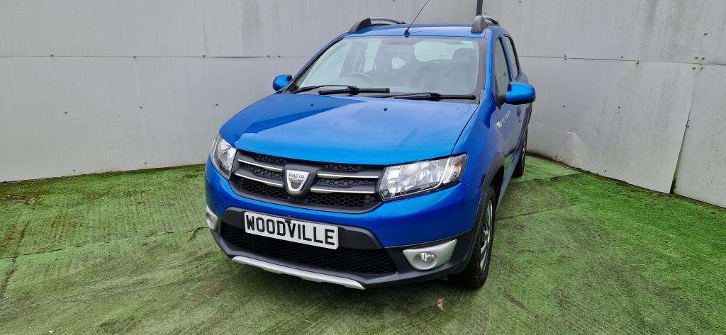 A 2014 DACIA SANDERO Stepway Laureate Tce A 2014 DACIA SANDERO Stepway Laureate Tce