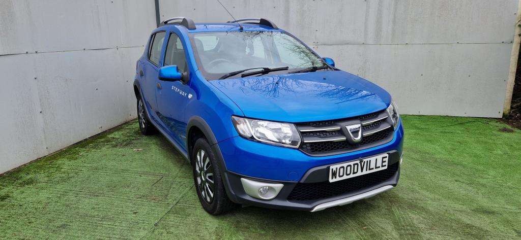 A 2014 DACIA SANDERO Stepway Laureate Tce A 2014 DACIA SANDERO Stepway Laureate Tce