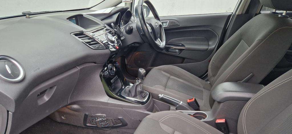 2015 FORD FIESTA 2015 FORD FIESTA