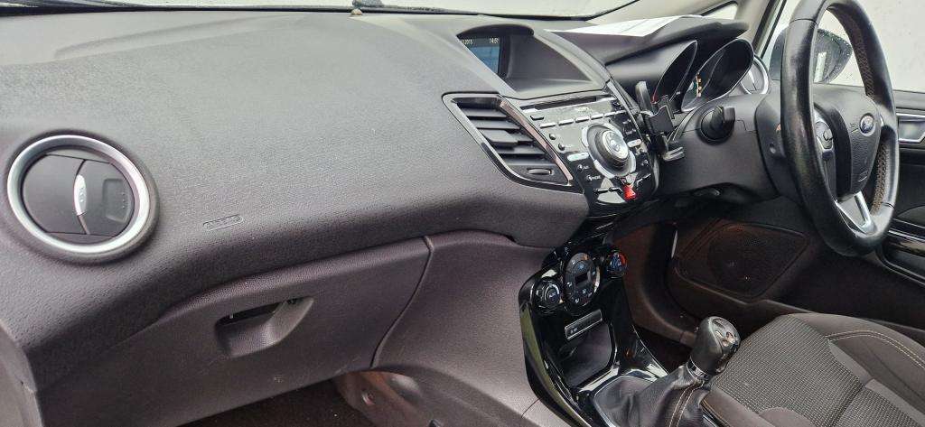 2015 FORD FIESTA 2015 FORD FIESTA