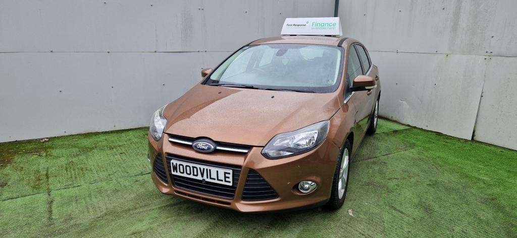 A 2013 FORD FOCUS Zetec T A 2013 FORD FOCUS Zetec T