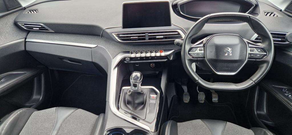 2017 PEUGEOT 3008 2017 PEUGEOT 3008