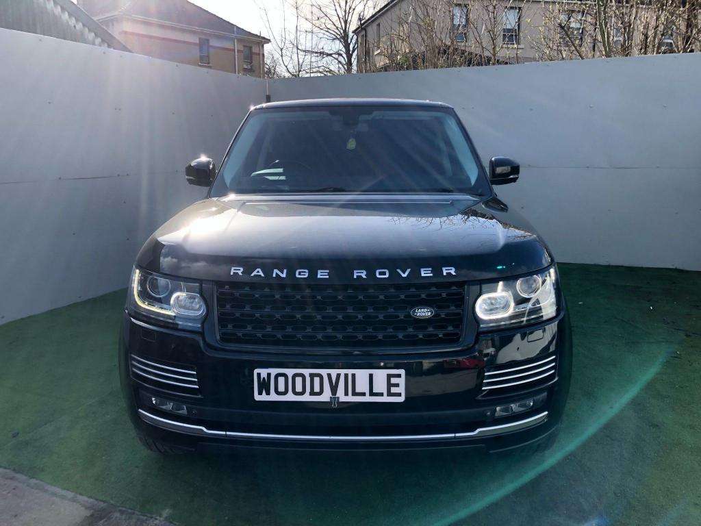 A 2013 LAND ROVER RANGE ROVER Vogue Se Tdv6 Auto A 2013 LAND ROVER RANGE ROVER Vogue Se Tdv6 Auto