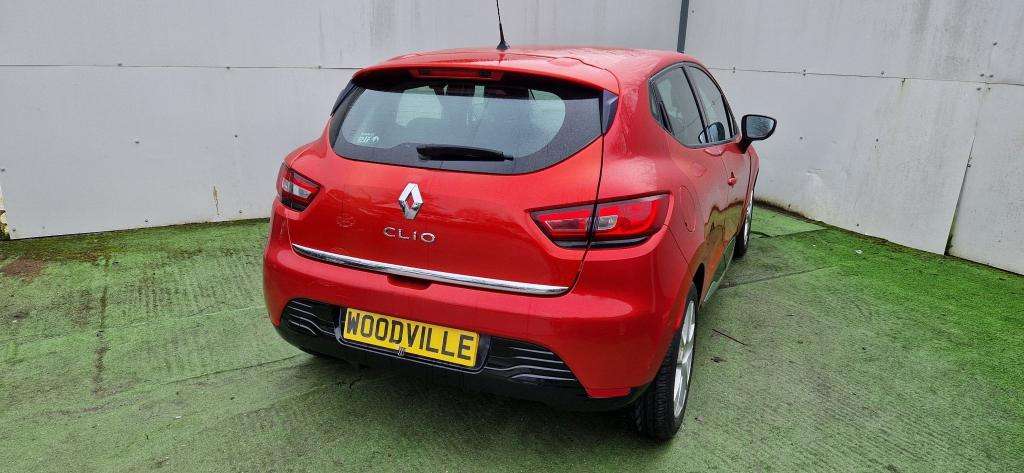 2015 RENAULT CLIO 2015 RENAULT CLIO