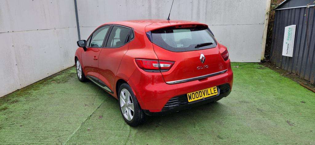 2015 RENAULT CLIO 2015 RENAULT CLIO