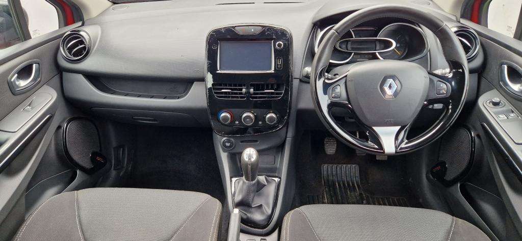 2015 RENAULT CLIO 2015 RENAULT CLIO