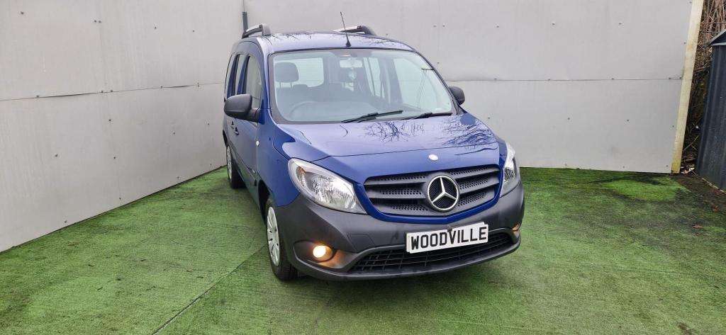 A 2016 MERCEDES-BENZ CITAN 109 Cdi Traveliner A 2016 MERCEDES-BENZ CITAN 109 Cdi Traveliner