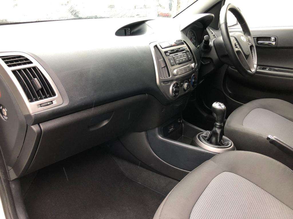 2013 HYUNDAI I20 2013 HYUNDAI I20