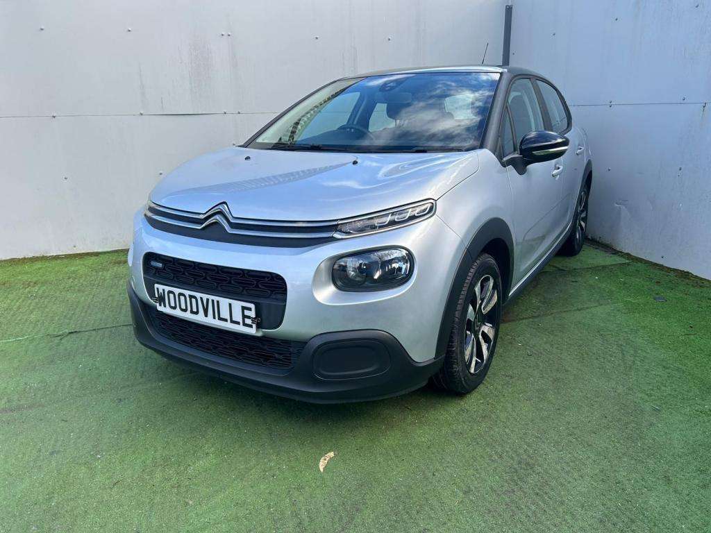 A 2017 CITROEN C3 Feel Puretech A 2017 CITROEN C3 Feel Puretech