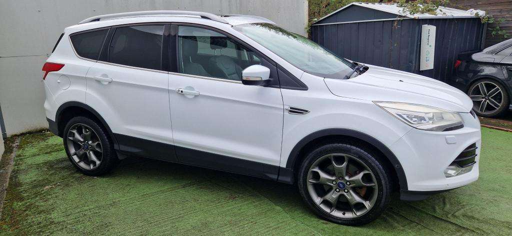 A 2014 FORD KUGA Titanium X 4x4 Tdci Auto A 2014 FORD KUGA Titanium X 4x4 Tdci Auto