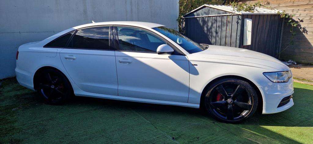 A 2014 AUDI A6 Black Edition Tdi Ultra Semi-auto A 2014 AUDI A6 Black Edition Tdi Ultra Semi-auto